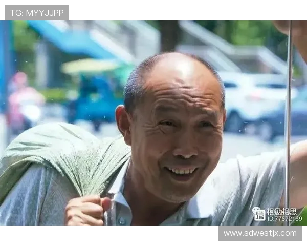 足球明星因失误被判刑入狱揭示运动员生活背后的艰辛与挑战