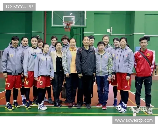 广州篮球队逆袭之路揭秘城市联赛背后的奋斗与荣耀